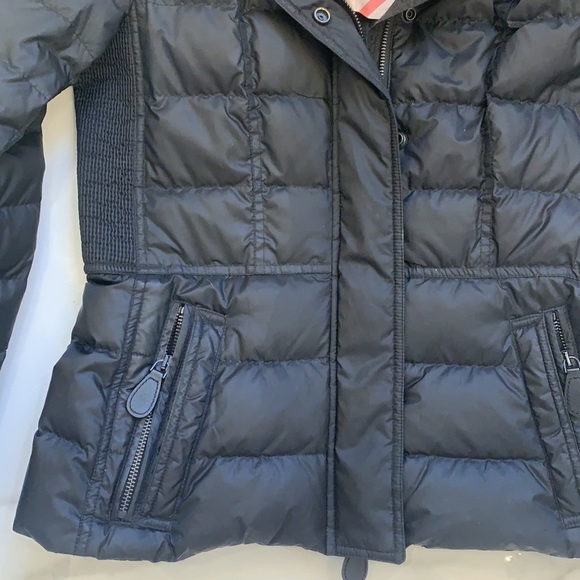 Burberry women’s jacket - Picture 3 of 9